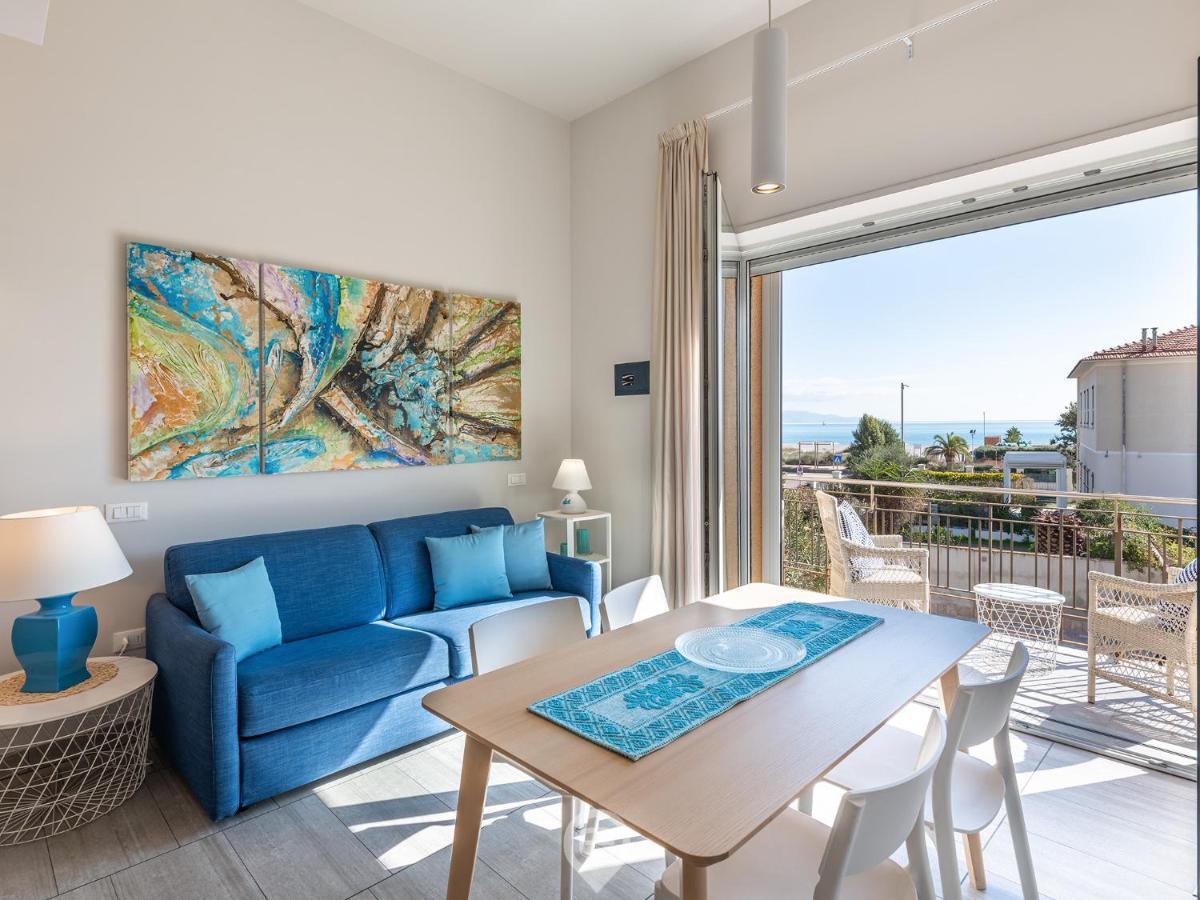 Poetto Sea Breeze - Blue Apartment Cagliari Bagian luar foto